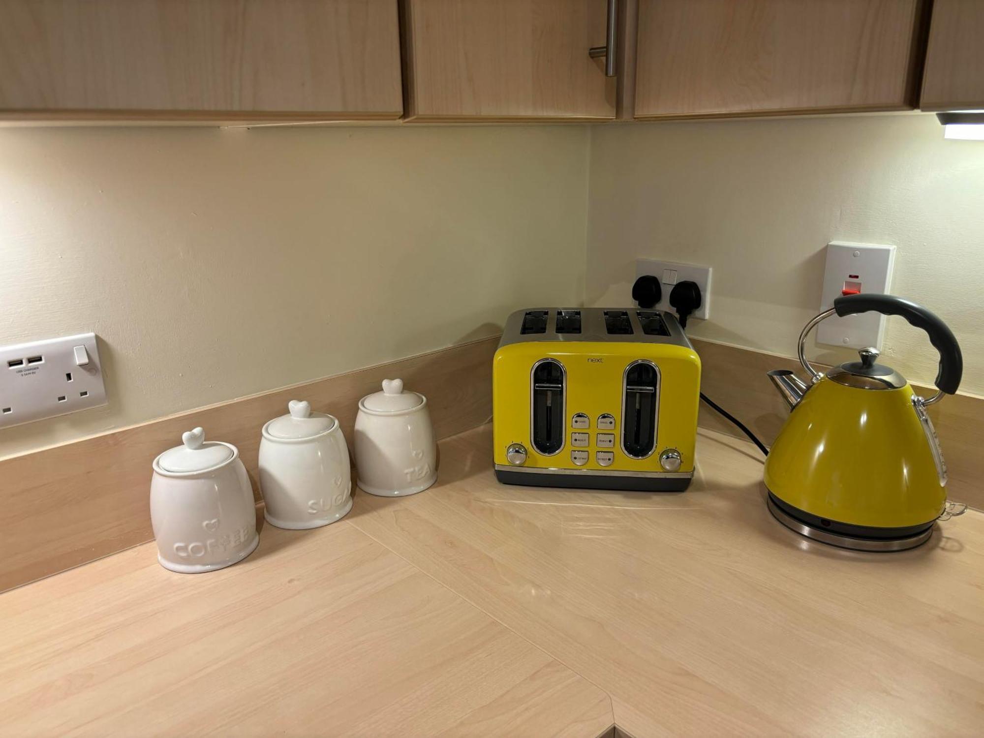 Conaglen, Glenloch View, Fort William 2-Bedroom Loch Side Flat Extérieur photo