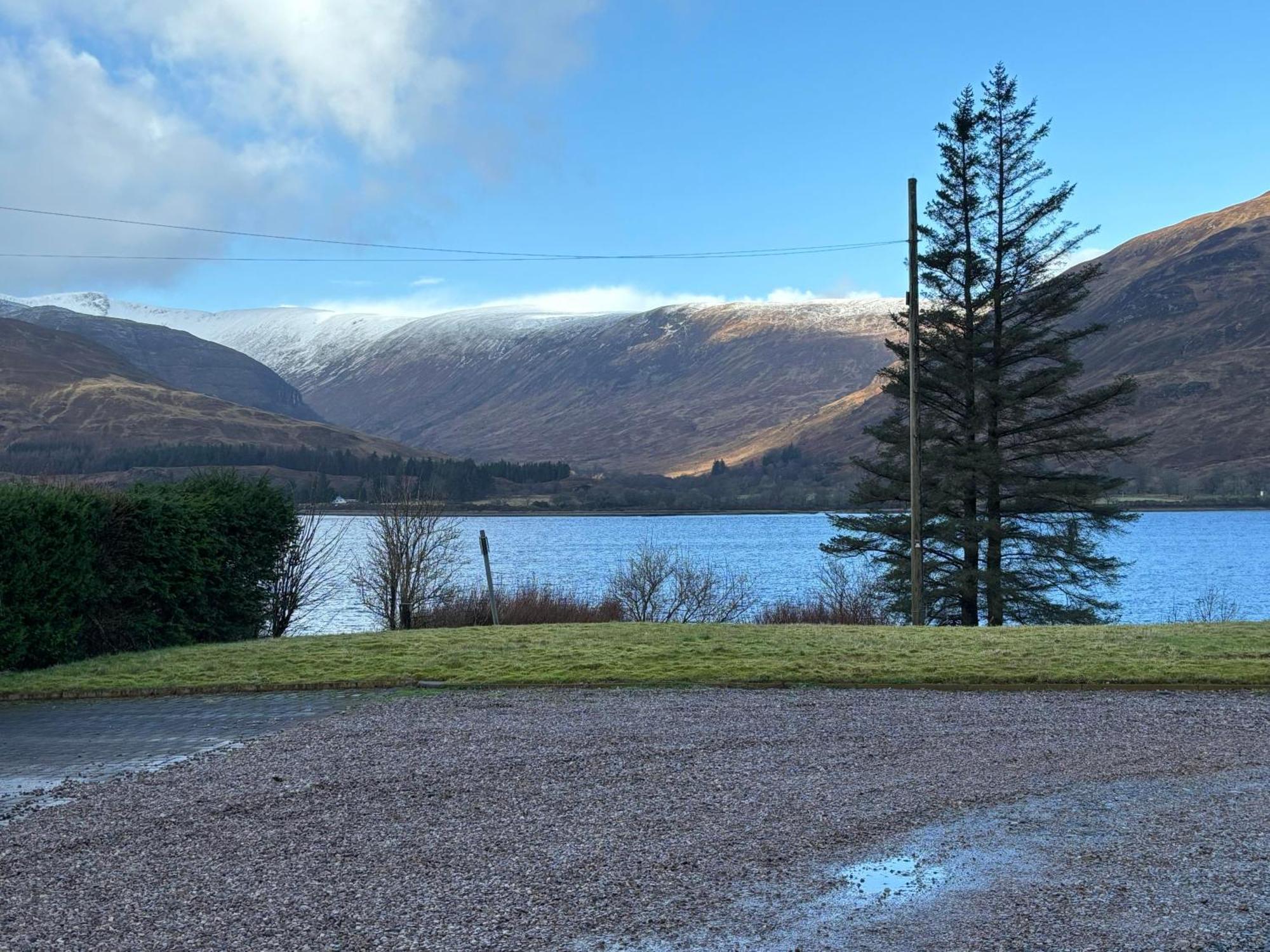 Conaglen, Glenloch View, Fort William 2-Bedroom Loch Side Flat Extérieur photo